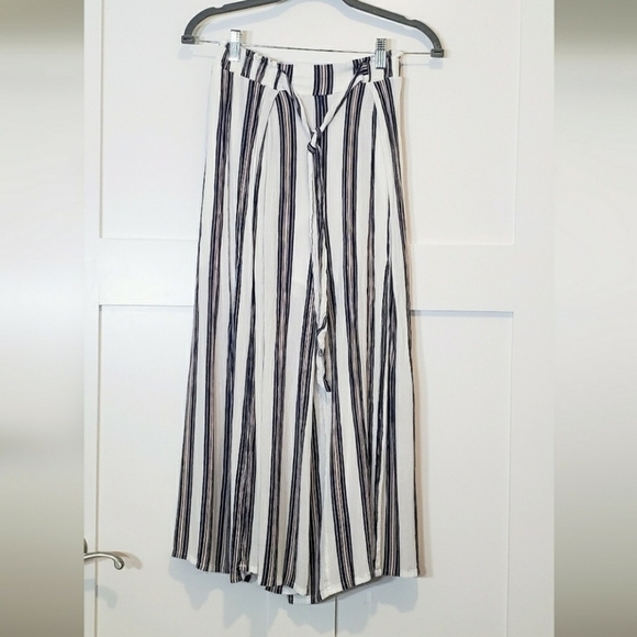 Simplee Apparel Pants - Simplee Viscose 100% Pants Wide Leg Striped  Split Thigh High Tie Waist Sz Small